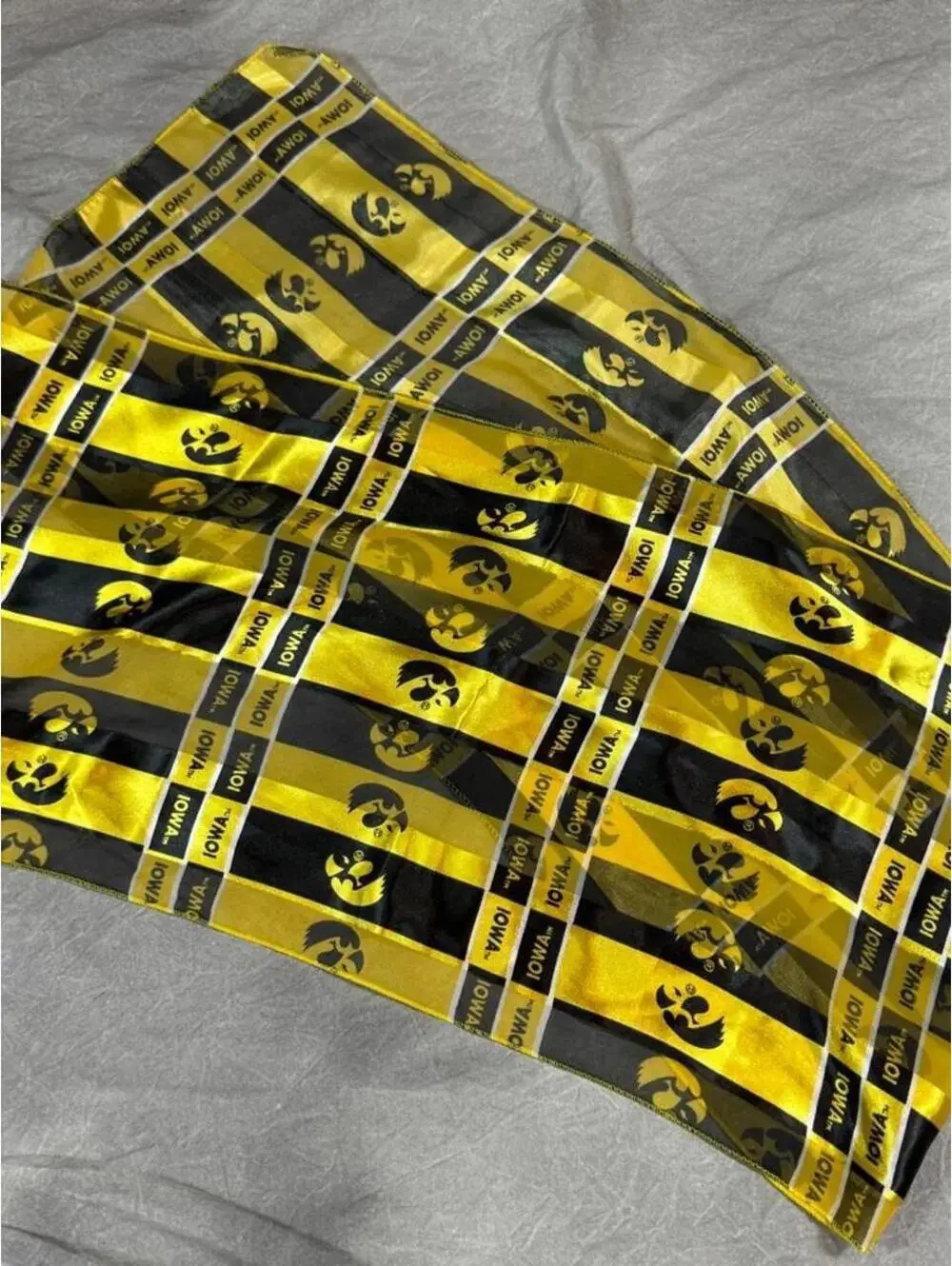 Iowa Hawkeyes Sandol Black Gold Tigerhawk Scarf NCAA Game Day